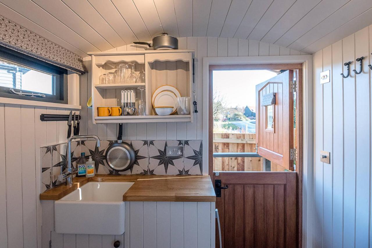 Bo Peep Shepherds Hut, Thorpeness Leiston Eksteriør billede